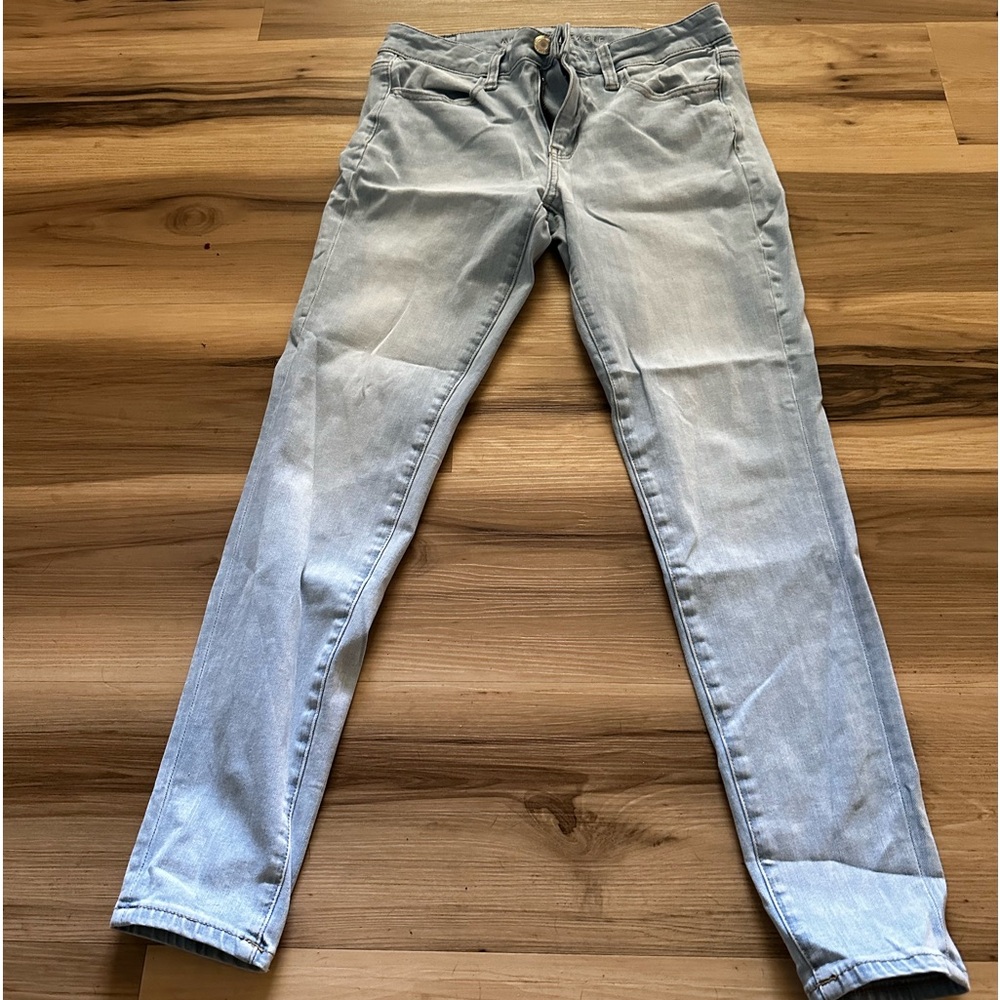 Size 8 American eagle next level stretch jeans